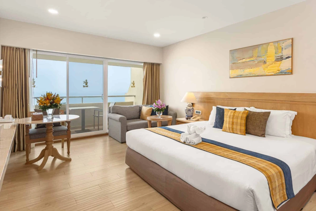 Royal Cliff Hotels Group