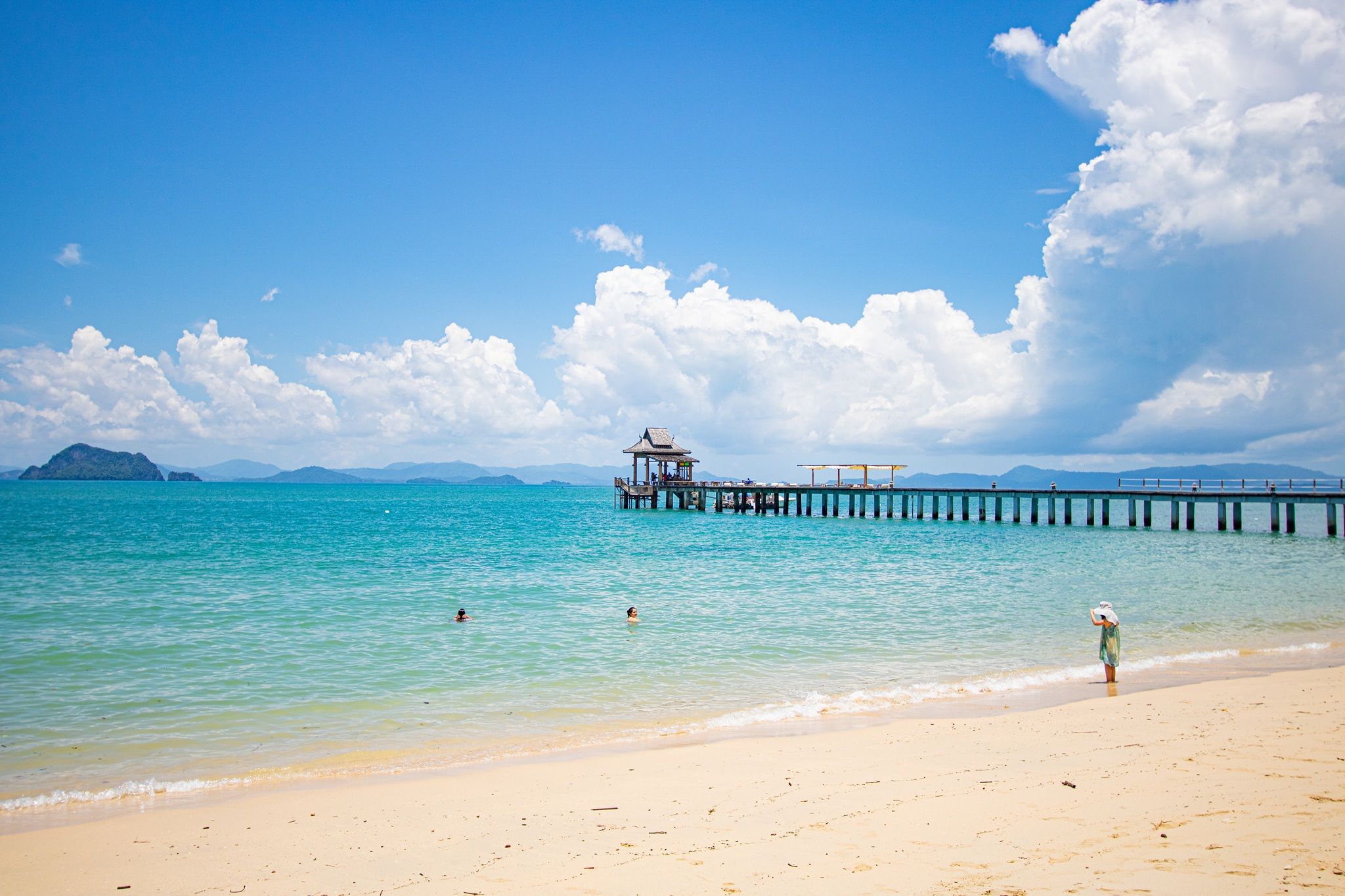 สันธิญา รีสอร์ท แอนด์ สปา จำกัด