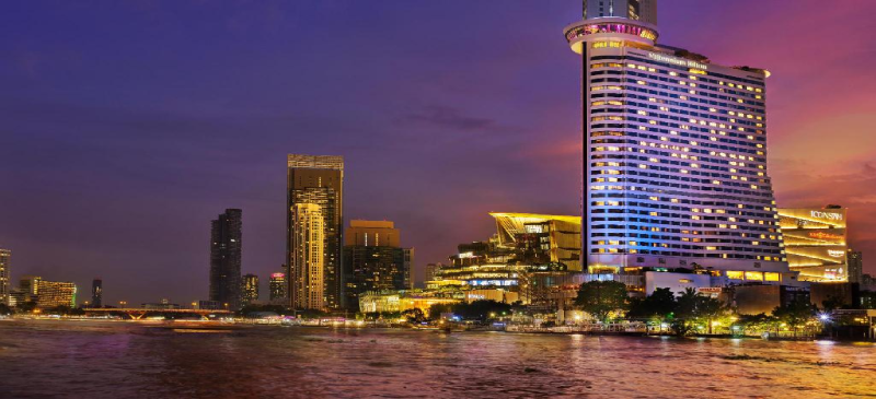 เซอร์วิสชาร์จ Millennium Hilton Bangkok 