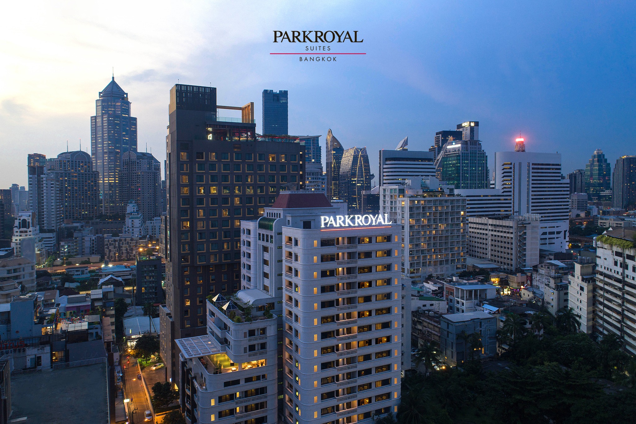 เซอร์วิสชาร์จ PARKROYAL Suites Bangkok